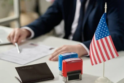 [Video] Mỹ tạm ngừng phỏng vấn thị thực sinh viên quốc tế