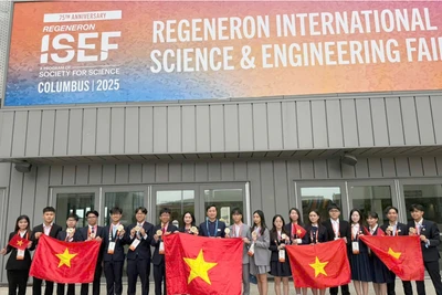 Đoàn học sinh Việt Nam tại Hội thi Khoa học kỹ thuật quốc tế Regeneron ISEF 2025.