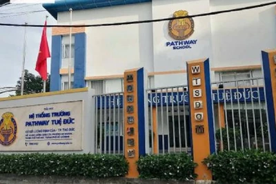 [Video] Bộ Y tế yêu cầu làm rõ vụ 38 học sinh Trường Tuệ Đức bị nghi ngộ độc thực phẩm