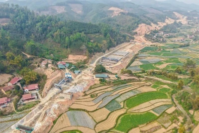 [Video] Tăng tốc thi công cao tốc Hữu Nghị - Chi Lăng và Đồng Đăng - Trà Lĩnh