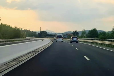 Tuyến cao tốc Bắc Giang-Lạng Sơn.