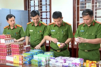 Công an Thanh Hoá phá đường dây sản xuất, buôn bán thuốc chữa bệnh giả. (Ảnh: Công an Thanh Hóa cung cấp)