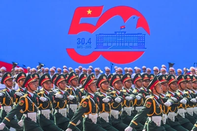 Các khối của lực lượng Quân đội nhân dân tham gia tổng duyệt lễ diễu binh, diễu hành. (Ảnh DUY LINH)