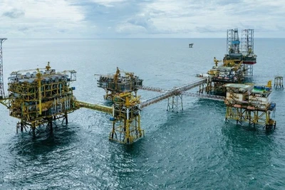 Giàn khai thác dầu khí trên biển của Petrovietnam.