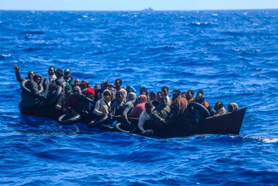 [Ảnh] Giải cứu người tị nạn ở Địa Trung Hải