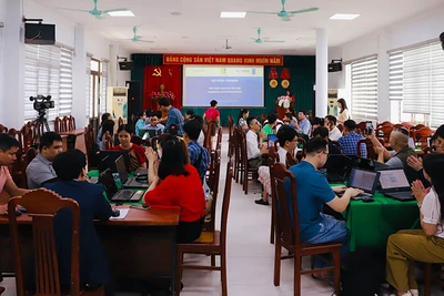 Khóa tập huấn về sản xuất sách dễ tiếp cận cho người khuyết tật chữ in.