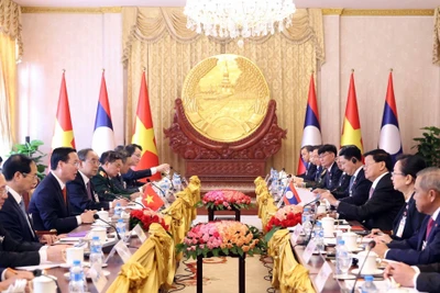 Chủ tịch nước Võ Văn Thưởng hội đàm với Tổng Bí thư, Chủ tịch nước Lào Thongloun Sisoulith. (Ảnh: TTXVN)