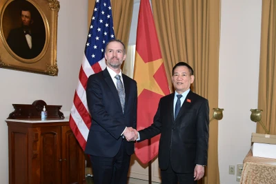 Phó Thủ tướng Chính phủ Hồ Đức Phớc và Đại diện Thương mại Hoa Kỳ Jamieson Greer. (Ảnh: VGP/Trần Mạnh)