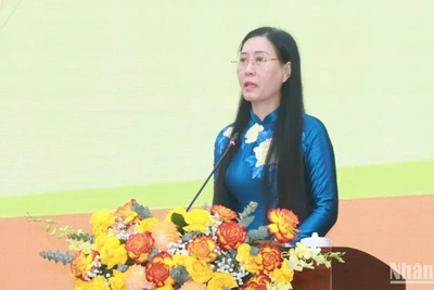 Bí thư Tỉnh ủy, Chủ tịch Hội đồng nhân dân tỉnh Quảng Ngãi Bùi Thị Quỳnh Vân phát biểu tại phiên họp cuối năm 2024 của Hội đồng nhân dân tỉnh Quảng Ngãi khóa 13, nhiệm kỳ 2021-2026.