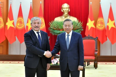 Tổng Bí thư Tô Lâm và Thủ tướng Cộng hòa Kyrgyzstan Adylbek Kasymaliev.