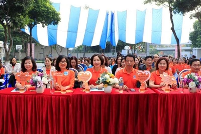 Các đại biểu tham gia hưởng ứng Tháng hành động vì bình đẳng giới. 