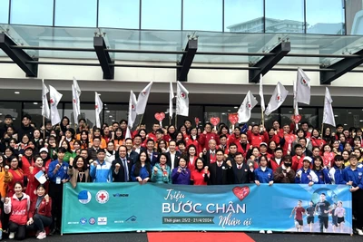 Phát động chiến dịch Triệu bước chân nhân ái tại Hà Nội. 