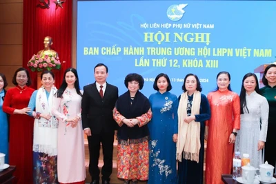 Các đại biểu tham dự hội nghị. 