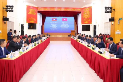 Toàn cảnh buổi hội đàm. 