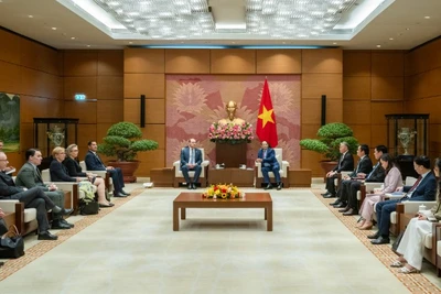 Quang cảnh buổi tiếp. 