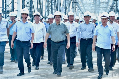 Thủ tướng Phạm Minh Chính tới thị sát công trình Nhà ga hành khách T3 Cảng hàng không quốc tế Tân Sơn Nhất.