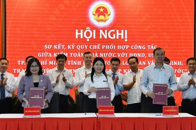 Lãnh đạo Kiểm toán Nhà nước và các địa phương ký Quy chế phối hợp công tác 