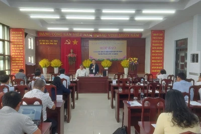 Quang cảnh buổi họp báo.