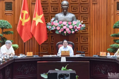 Thủ tướng Phạm Minh Chính chủ trì họp Thường trực Chính phủ với các bộ, ngành và Đoàn đàm phán Chính phủ về các vấn đề thương mại với Hoa Kỳ.