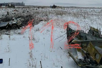 Hình ảnh hiện trường vụ rơi máy bay do kênh Telegram 112 đăng. Ảnh: RT