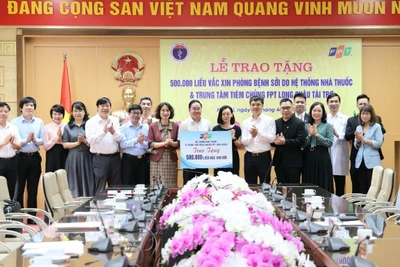 Bộ Y tế tiếp nhận thêm 500 nghìn liều vaccine phòng bệnh sởi.