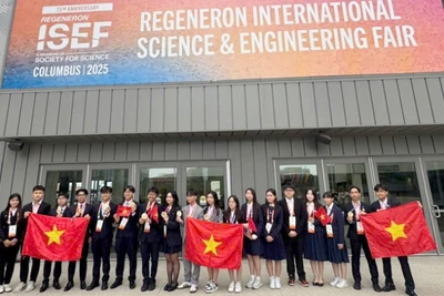 Đoàn học sinh Việt Nam tham gia Hội thi nghiên cứu khoa học kỹ thuật quốc tế (ISEF) năm 2025