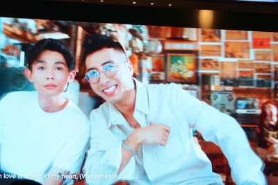 Lời ca khúc "Tuyệt vời Đà Nẵng" do ca-nhạc sĩ Only C sáng tác, thể hiện