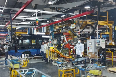 Dây chuyền sản xuất, lắp ráp xe ô-tô của Công ty TNHH Ford Việt Nam. (Ảnh Thanh Quân)