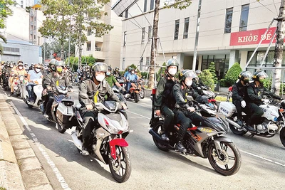 Công an thành phố ra quân, bảo đảm an ninh trật tự địa bàn.