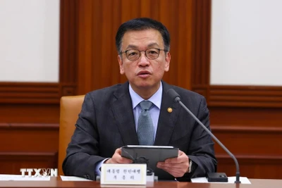 Quyền Tổng thống Hàn Quốc Choi Sang Mok phát biểu tại cuộc họp ở Seoul ngày 9/1/2025. (Ảnh: Yonhap/TTXVN)