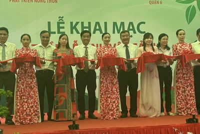 Nghi thức khai mạc Tuần lễ Sinh vật cảnh năm 2023.