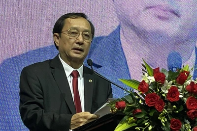 Bộ trưởng Khoa học và Công nghệ Huỳnh Thành Đạt phát biểu tại diễn đàn.