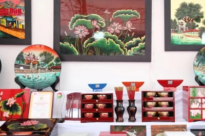 [Video] Hà Nội nâng tầm sản phẩm OCOP, phát triển bền vững làng nghề