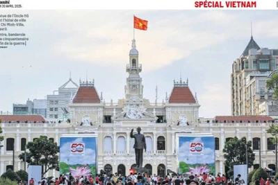 Báo Nhân đạo: Đất nước Việt Nam tự do trải qua 50 năm phát triển sau nửa thế kỷ thống nhất đất nước. 