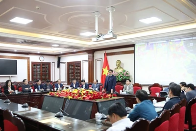 Các đại biểu dự hội nghị.