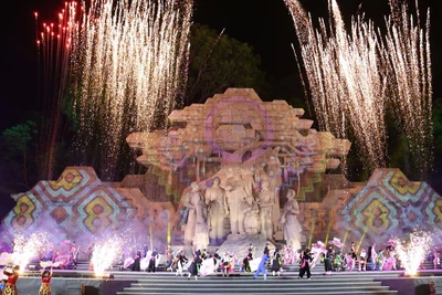 Chương trình nghệ thuật đặc biệt với chủ đề “Tuyên Quang - tỏa sáng miền di sản”.