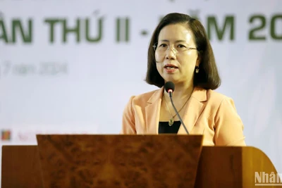 Phó Chủ tịch Ban chấp hành Trung ương Hội Nông dân Việt Nam Bùi Thị Thơm phát biểu tại buổi phát động Giải báo chí toàn quốc về nông nghiệp, nông dân, nông thôn.