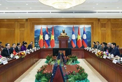 Chủ tịch Quốc hội Trần Thanh Mẫn hội đàm với Chủ tịch Quốc hội Lào Saysomphone Phomvihane (Thống Nhất- TTXVN) 