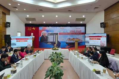 Quang cảnh tọa đàm.