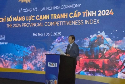 Chủ tịch VCCI Phạm Tấn Công phát biểu tại buổi lễ.