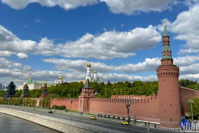 Khuôn viên Điện Kremlin tại thủ đô Moskva. (Ảnh: XUÂN HƯNG)