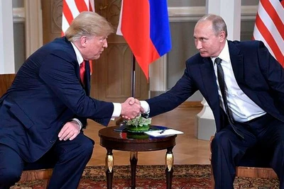 Tổng thống Nga Vladimir Putin (phải) và Tổng thống Mỹ Donald Trump. (Ảnh: KREMLIN.RU)