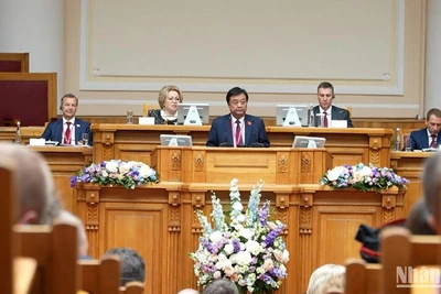 Phó Chủ tịch Quốc hội Lê Minh Hoan phát biểu tại phiên toàn thể Đại hội Sinh thái quốc tế Nevsky lần thứ 11 tại Saint Petersburg. (Ảnh: ĐOÀN YẾN)