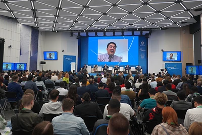 Tiến sĩ Trần Chí Thành, Viện trưởng Viện Năng lượng nguyên tử Việt Nam phát biểu trực tuyến. (Ảnh: XUÂN HƯNG)