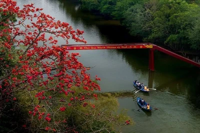 Khu danh thắng Hương Sơn (huyện Mỹ Đức) sẽ được đầu tư bài bản thành khu du lịch trọng điểm. (Ảnh: THÚY NGA)
