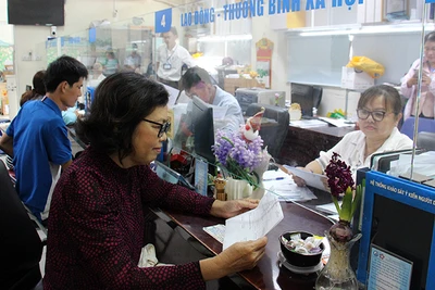 Phường Cầu Kho, Quận 1, Thành phố Hồ Chí Minh ứng dụng có hiệu quả khoa học-công nghệ trong cải cách hành chính. (Ảnh THẾ ANH)