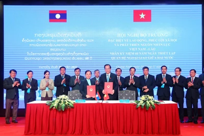 Lễ ký kết tại Hội nghị Bộ trưởng đặc biệt về Lao động, Phúc lợi xã hội và Phát triển nguồn nhân lực Việt Nam-Lào.