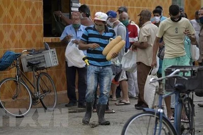 Cuba đã thiệt hại nặng nề do các biện pháp cấm vận khắt khe của chính quyền Mỹ. (Ảnh: AFP/TTXVN)