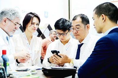 Việt Nam cần tận dụng tốt lợi thế từ các hiệp định thương mại tự do (FTA). Ảnh: HẢI NAM