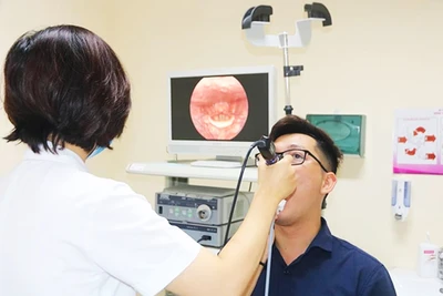 Người dân cần lưu ý các bệnh đường hô hấp vào thời điểm giao mùa.